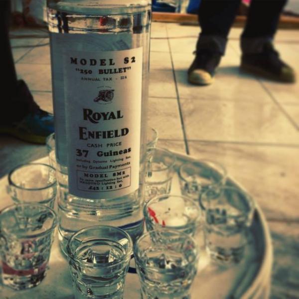 large.tsipouro-re.jpg.70e3744883ab5e66ad